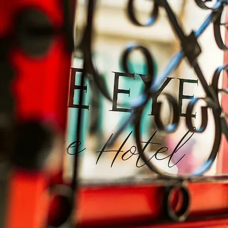 Eagle Eye Szálloda *